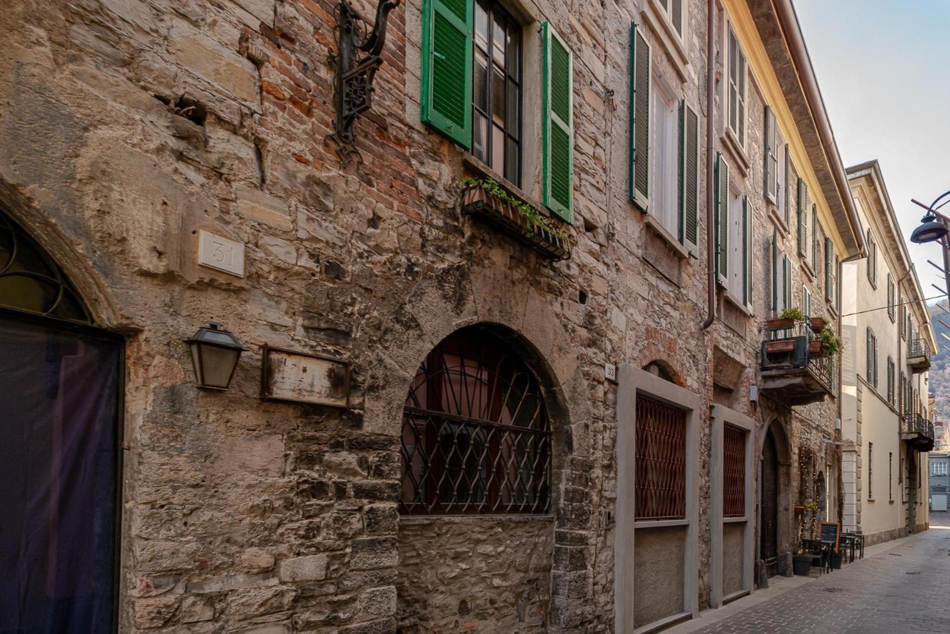 Appartamento Tivano In Centro Storico Комо Экстерьер фото